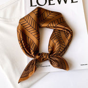 100% Silk Indian Pattern Square Woman | La Parisienne