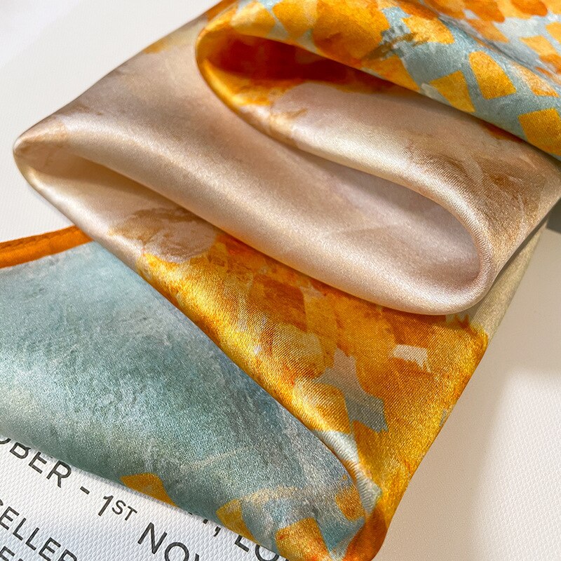Women's 100% Refined Silk Square | La Parisienne