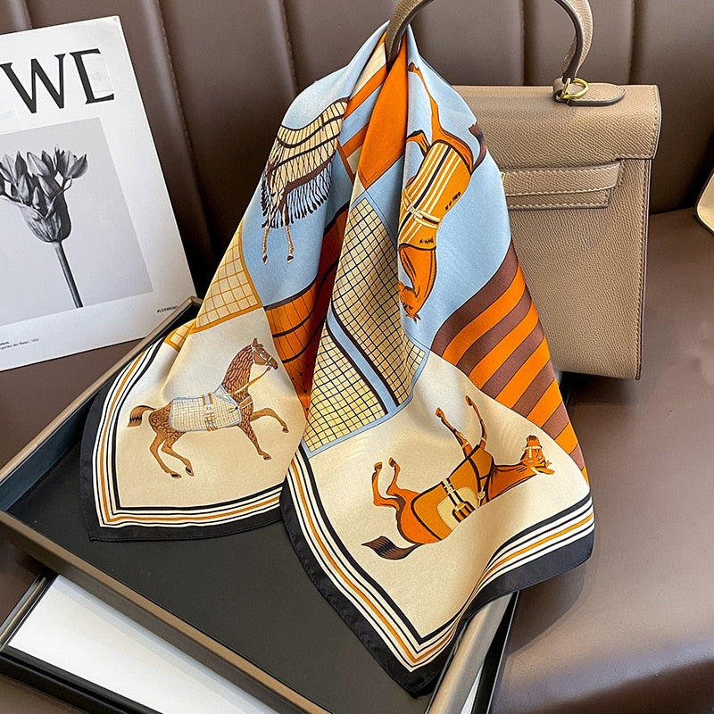 100% silk square with equestrian pattern for women | La Parisienne
