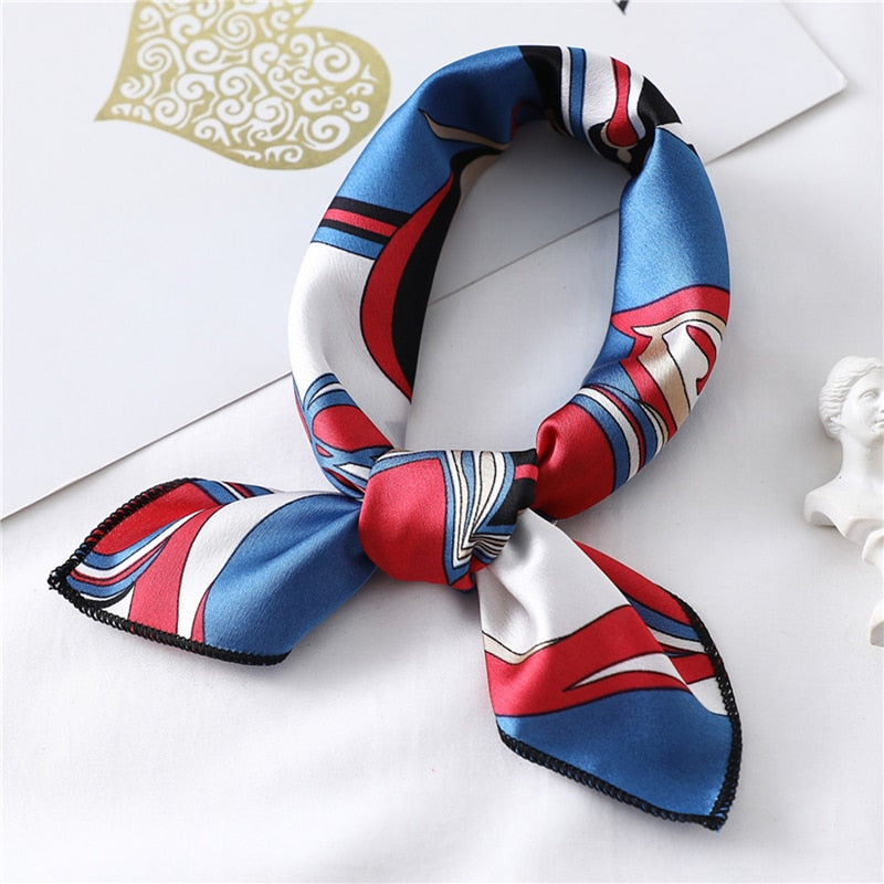 Chic and Original Scarf Women Square | La Parisienne