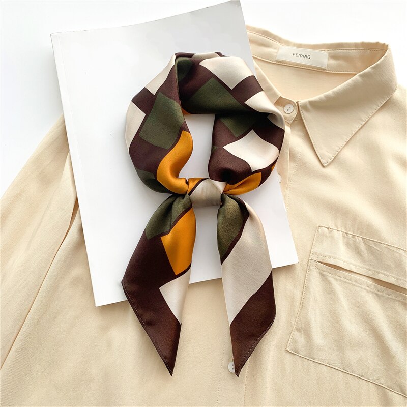100% Silk Autumn Square Woman | La Parisienne