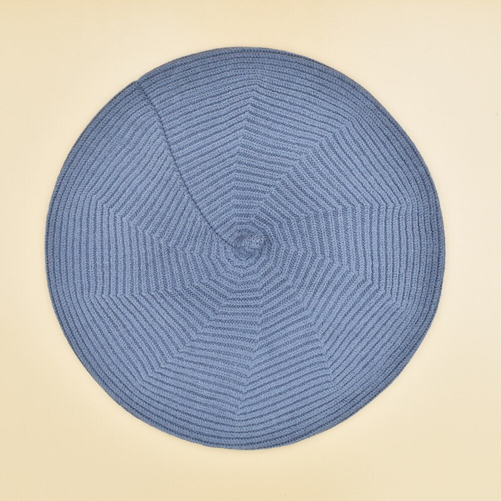 Women's Classic Style Knit Beret | La Parisienne