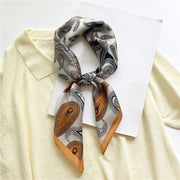 Women's 100% Silk Chic Square | La Parisienne
