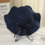 Women's Wavy Straw Hat with Bow | | Chapeau de Paille Ondulé à nœud La Parisienne