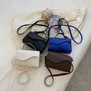 Distinguished Handbag | La Parisienne