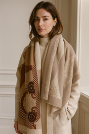 Winter Scarf Woman Opera | La Parisienne