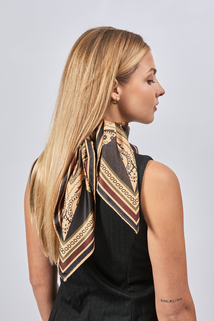 100% Silk Signature Square | La Parisienne