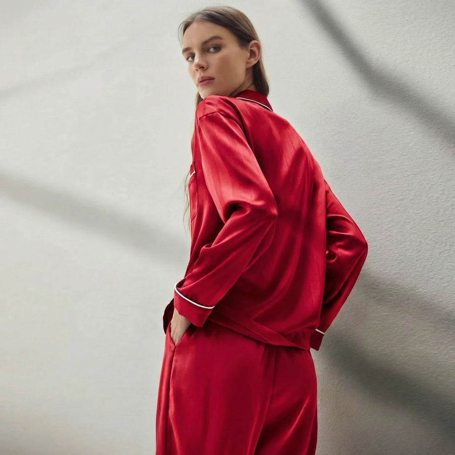Women's Long Sleeve Pajamas 100% Silk | La Parisienne