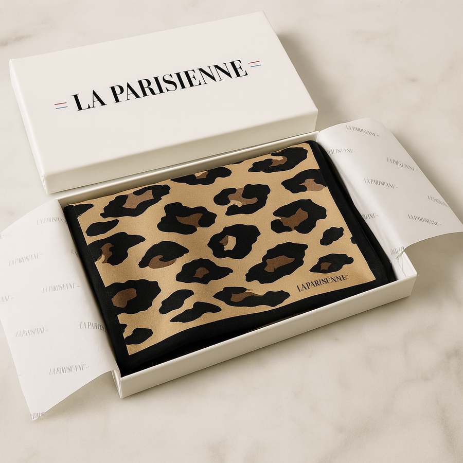 Elegant 100% silk square for women | La Parisienne
