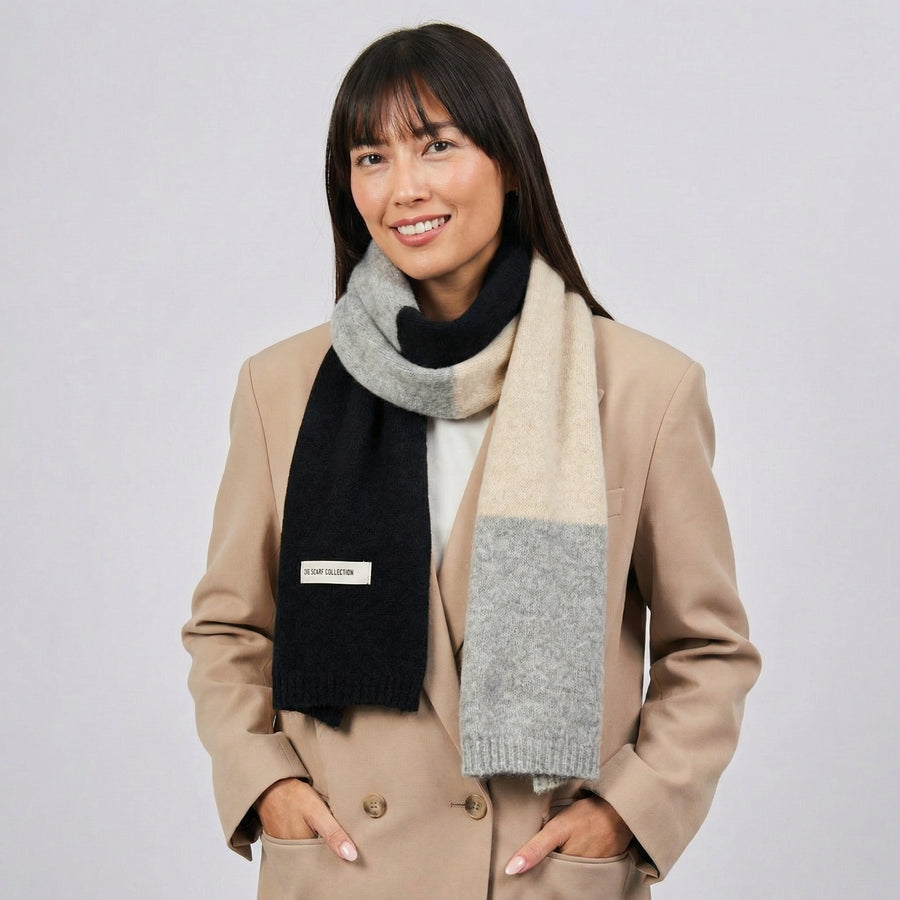 Chic Saint-Lazare Scarf | La Parisienne