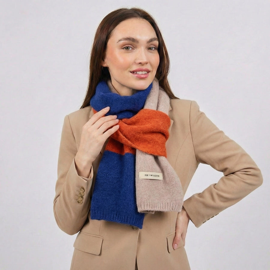 Chic Saint-Lazare Scarf | La Parisienne