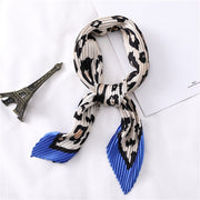 Women's Chic Scarf | La Parisienne