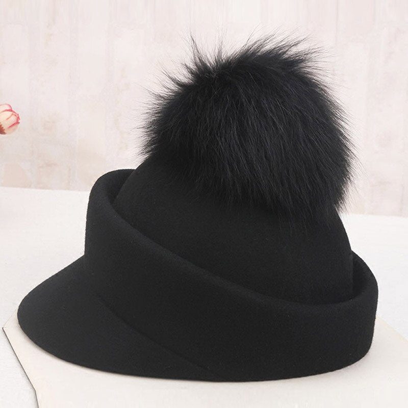 Sophisticated Women's Fur Cap Beret Chic | La Parisienne