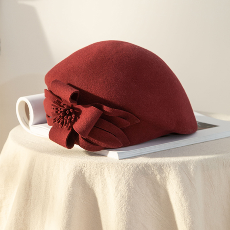 Women's beret Flower pattern 100% wool | La Parisienne