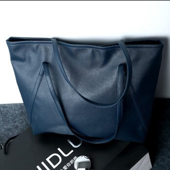 Women's Classic Handbag | La Parisienne