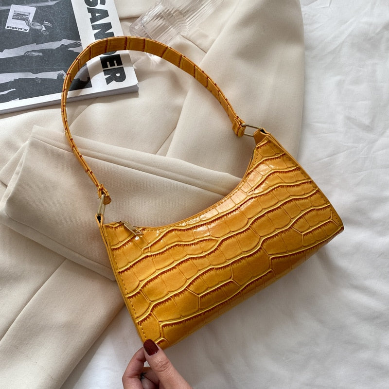 Charismatic Woman Handbag | La Parisienne